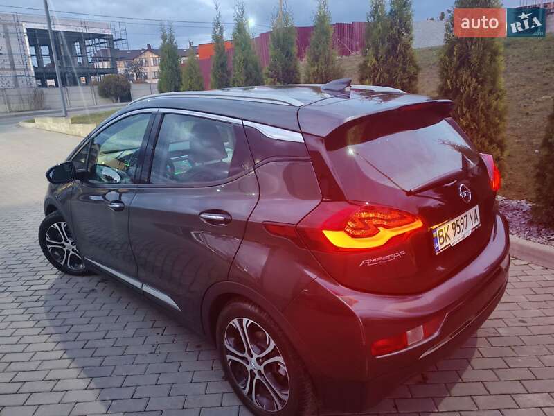 Хэтчбек Opel Ampera-e 2017 в Ровно