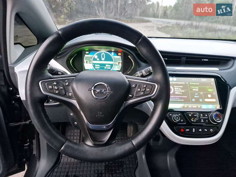Хэтчбек Opel Ampera-e 2019 в Киеве