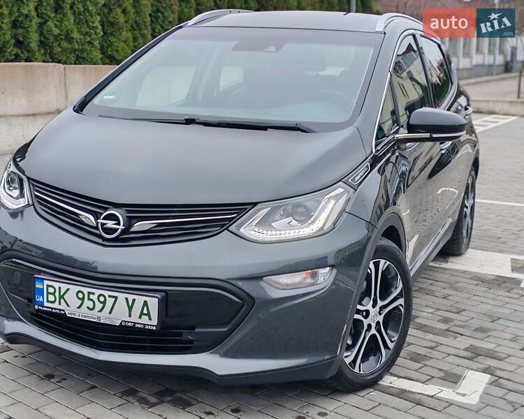 Хэтчбек Opel Ampera-e 2017 в Ровно