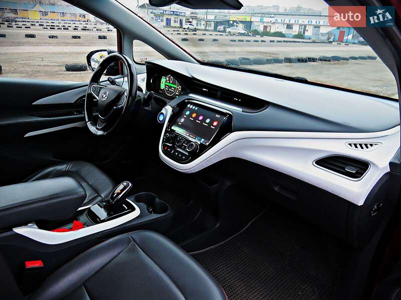 Хетчбек Opel Ampera-e 2018 в Черкасах