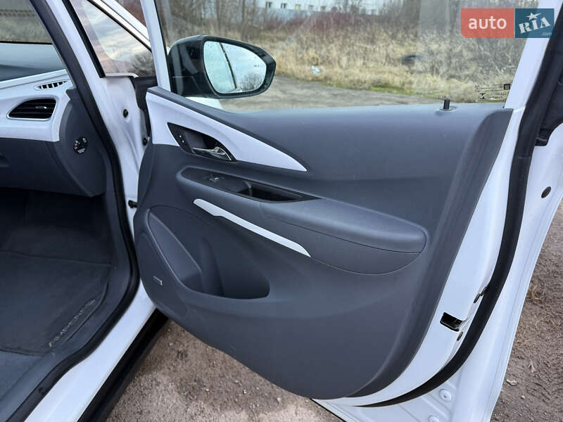 Хэтчбек Opel Ampera-e 2019 в Львове фото 34 Хэтчбек Opel Ampera-e 2019 в Львове