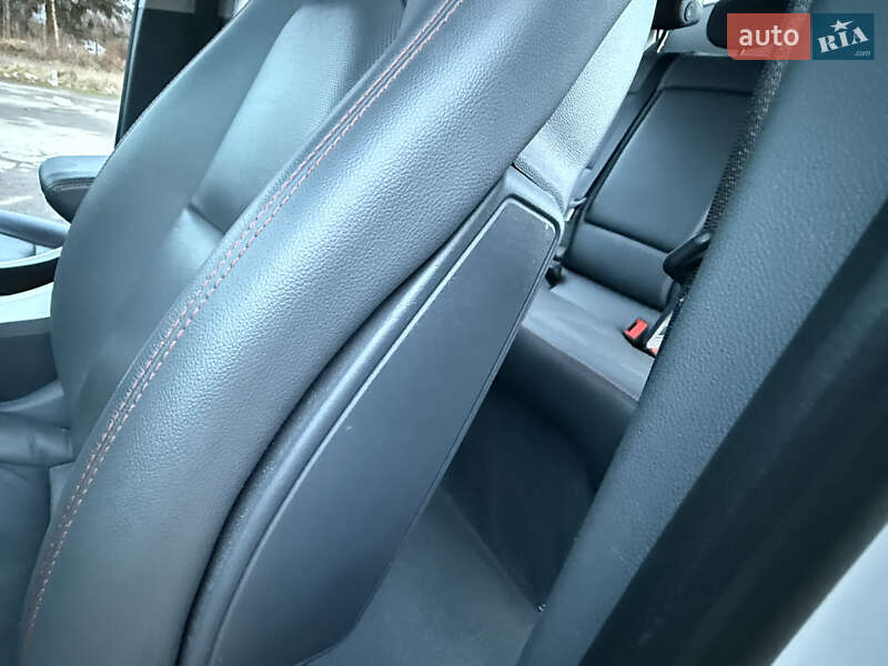 Хэтчбек Opel Ampera-e 2019 в Львове фото 60 Хэтчбек Opel Ampera-e 2019 в Львове