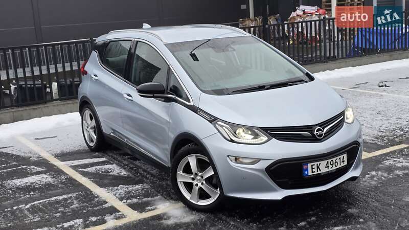 Хэтчбек Opel Ampera-e 2017 в Каменец-Подольском