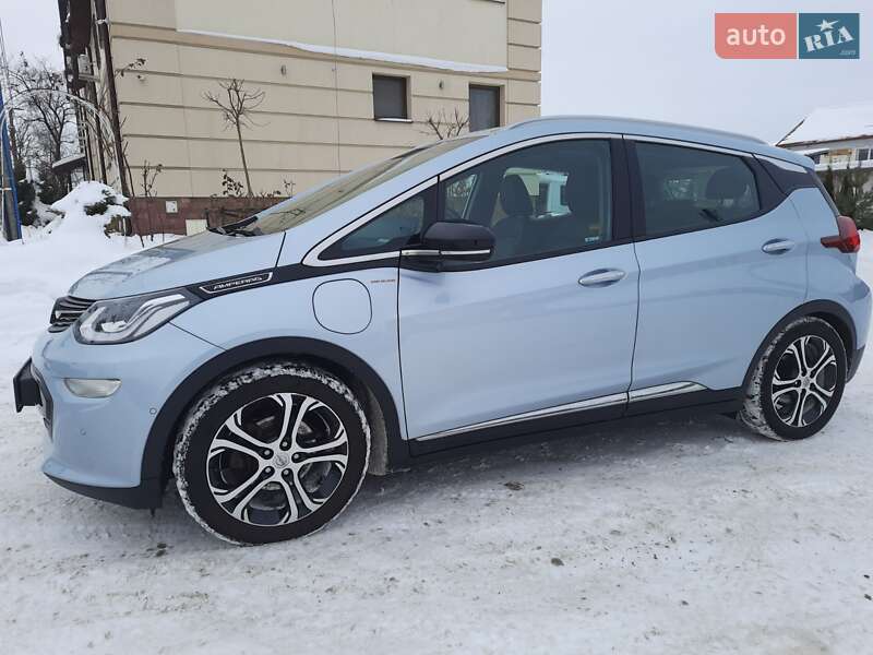 Хэтчбек Opel Ampera-e 2017 в Золочеве фото 10 Хэтчбек Opel Ampera-e 2017 в Золочеве