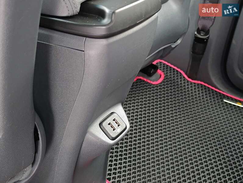 Хэтчбек Opel Ampera-e 2017 в Черкассах