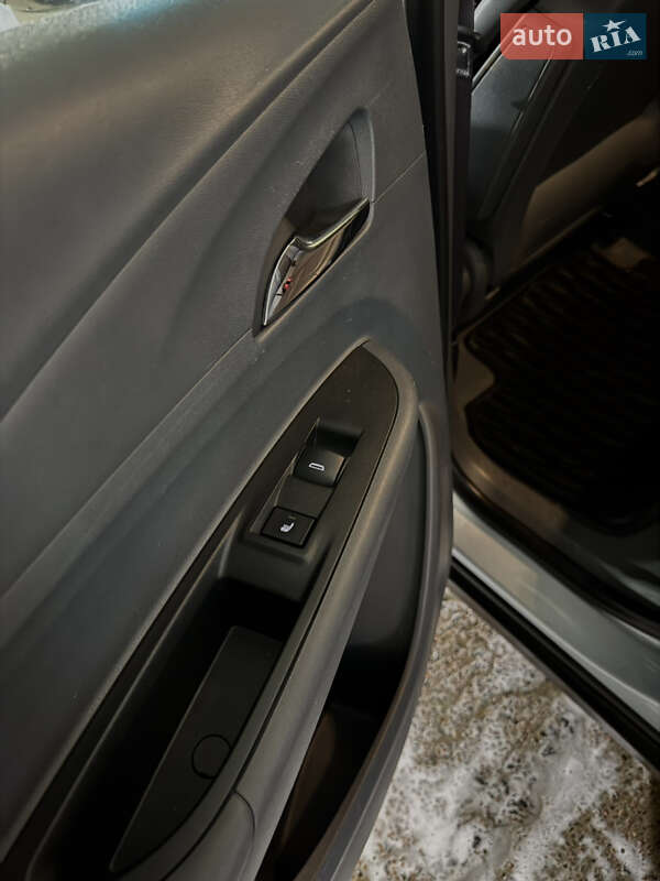 Хетчбек Opel Ampera-e 2017 в Житомирі фото 16 Хетчбек Opel Ampera-e 2017 в Житомирі