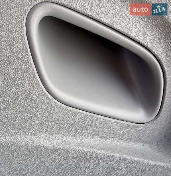 Хэтчбек Opel Ampera-e 2019 в Львове фото 99 Хэтчбек Opel Ampera-e 2019 в Львове