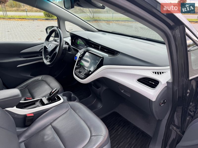 Хэтчбек Opel Ampera-e 2017 в Коломые