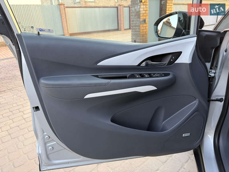 Хэтчбек Opel Ampera-e 2020 в Черновцах фото 38 Хэтчбек Opel Ampera-e 2020 в Черновцах