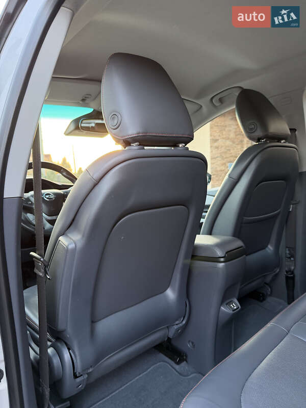 Хэтчбек Opel Ampera-e 2020 в Черновцах фото 57 Хэтчбек Opel Ampera-e 2020 в Черновцах