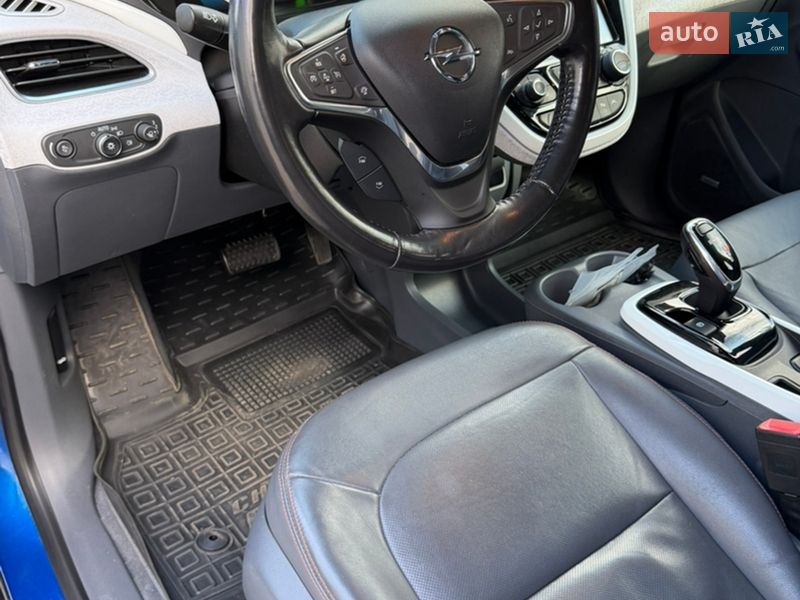 Хетчбек Opel Ampera-e 2019 в Києві