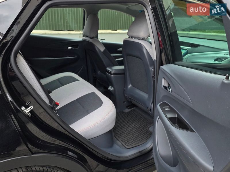 Хэтчбек Opel Ampera-e 2019 в Тернополе фото 38 Хэтчбек Opel Ampera-e 2019 в Тернополе