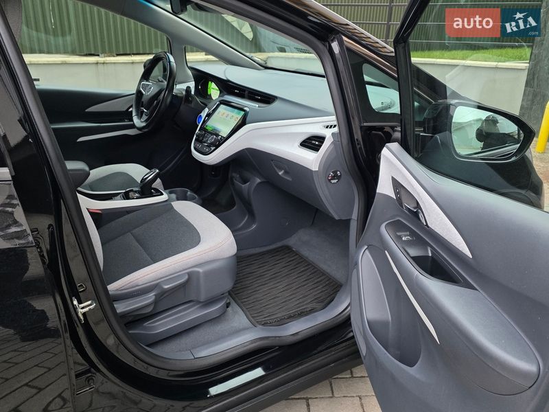 Хэтчбек Opel Ampera-e 2019 в Тернополе фото 40 Хэтчбек Opel Ampera-e 2019 в Тернополе