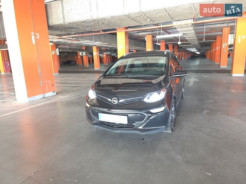 Хетчбек Opel Ampera-e 2019 в Львові