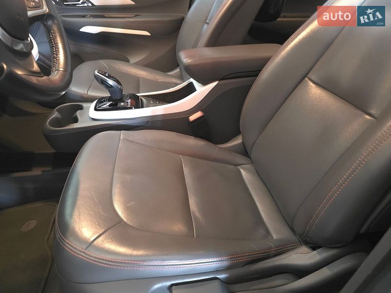 Хэтчбек Opel Ampera-e 2019 в Львове фото 63 Хэтчбек Opel Ampera-e 2019 в Львове