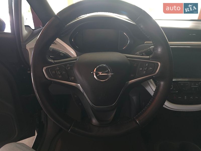 Хэтчбек Opel Ampera-e 2019 в Львове фото 61 Хэтчбек Opel Ampera-e 2019 в Львове