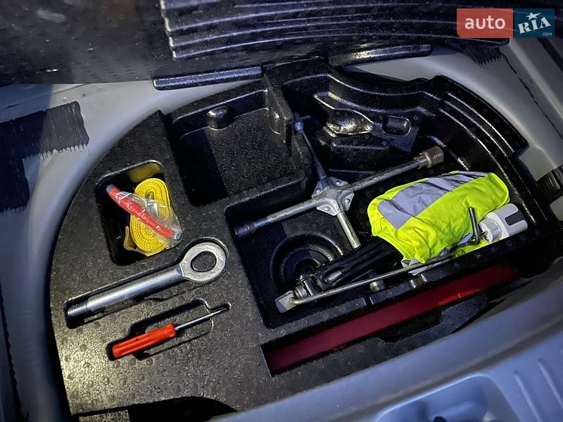 Хэтчбек Opel Ampera-e 2019 в Ровно