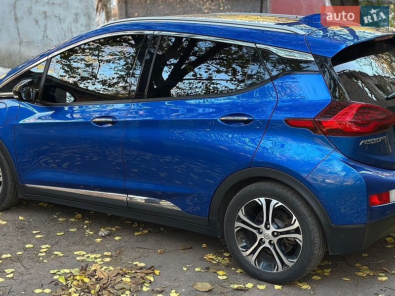 Хэтчбек Opel Ampera-e 2017 в Кривом Роге