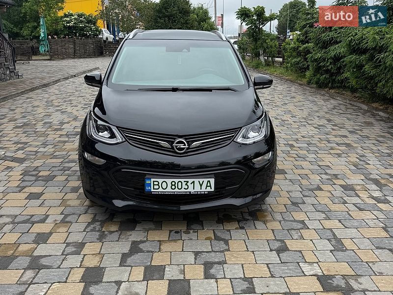 Хэтчбек Opel Ampera-e 2017 в Тернополе фото Хэтчбек Opel Ampera-e 2017 в Тернополе