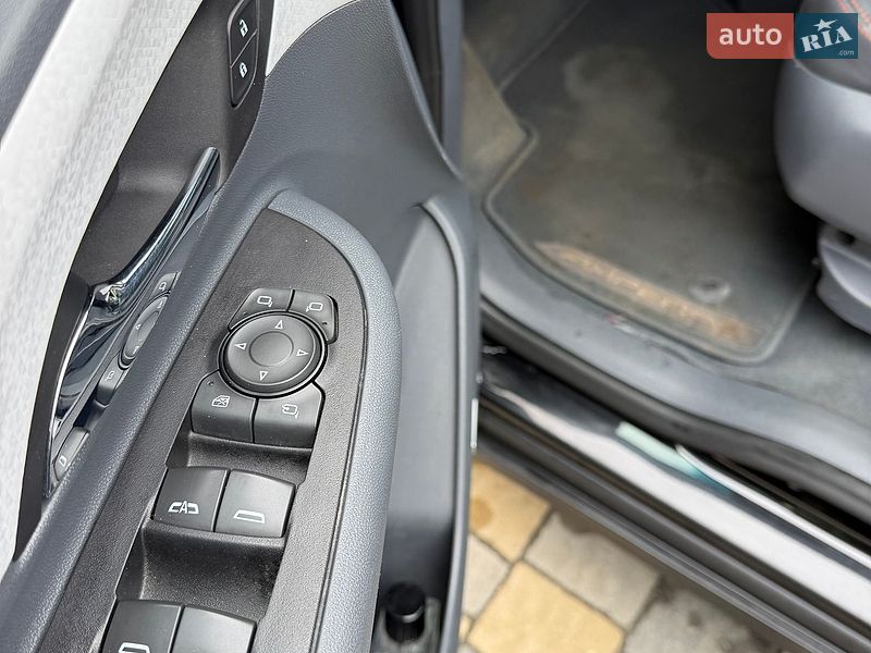 Хэтчбек Opel Ampera-e 2017 в Тернополе фото 10 Хэтчбек Opel Ampera-e 2017 в Тернополе
