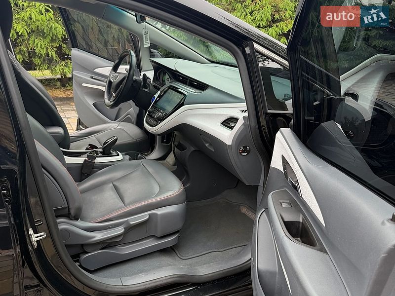 Хэтчбек Opel Ampera-e 2017 в Тернополе фото 17 Хэтчбек Opel Ampera-e 2017 в Тернополе