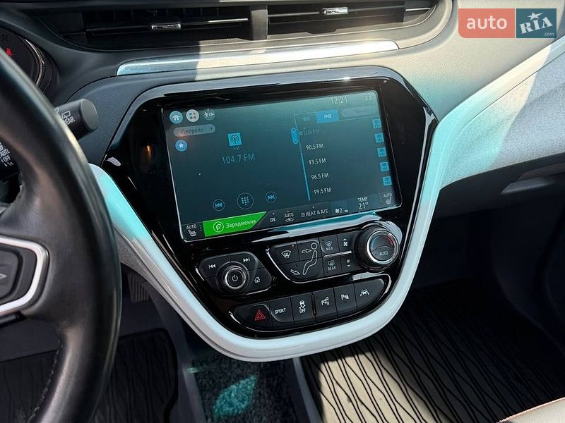 Хэтчбек Opel Ampera-e 2017 в Львове