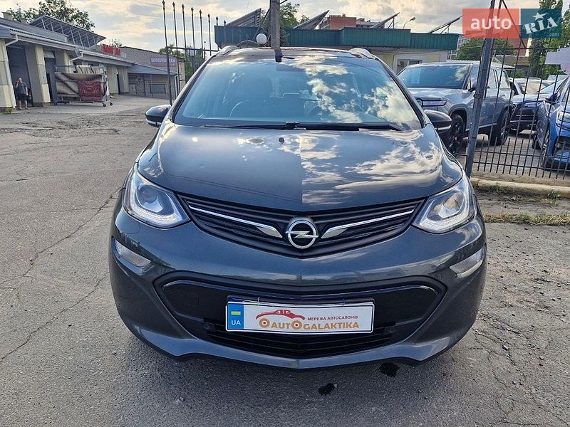 Хэтчбек Opel Ampera-e 2018 в Николаеве