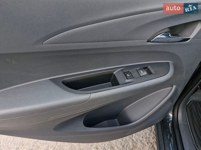 Хэтчбек Opel Ampera-e 2018 в Николаеве
