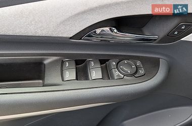 Хетчбек Opel Ampera-e 2017 в Луцьку