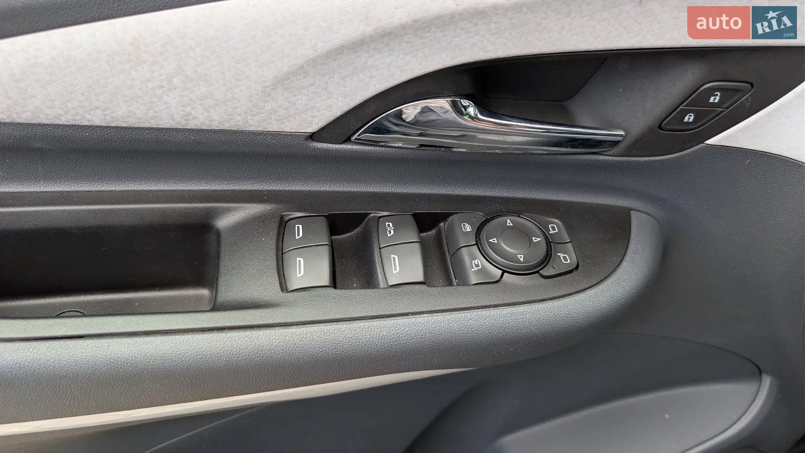 2017 Opel Ampera - мініатюра 28