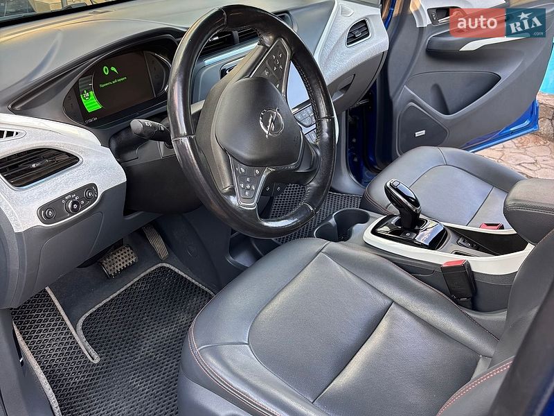 Хэтчбек Opel Ampera-e 2019 в Хмельницком фото 6 Хэтчбек Opel Ampera-e 2019 в Хмельницком