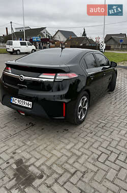 Хэтчбек Opel Ampera 2012 в 