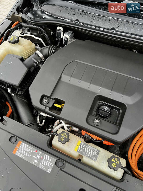 Хэтчбек Opel Ampera 2012 в Любомле