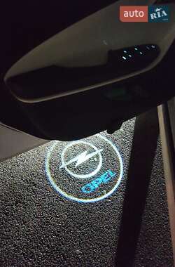 Хэтчбек Opel Ampera 2012 в 