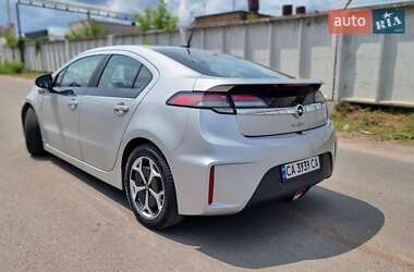 Хэтчбек Opel Ampera 2011 в 