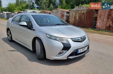 Хэтчбек Opel Ampera 2011 в 