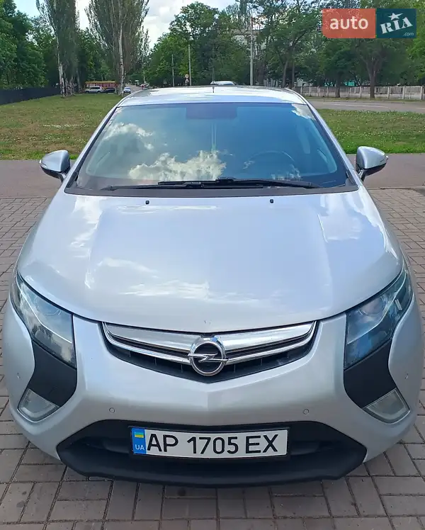 Opel Ampera
