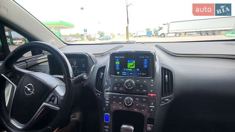 Хэтчбек Opel Ampera 2012 в Вознесенске