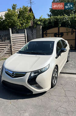 Хэтчбек Opel Ampera 2013 в 