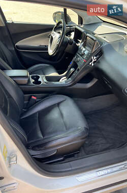 Хэтчбек Opel Ampera 2013 в 