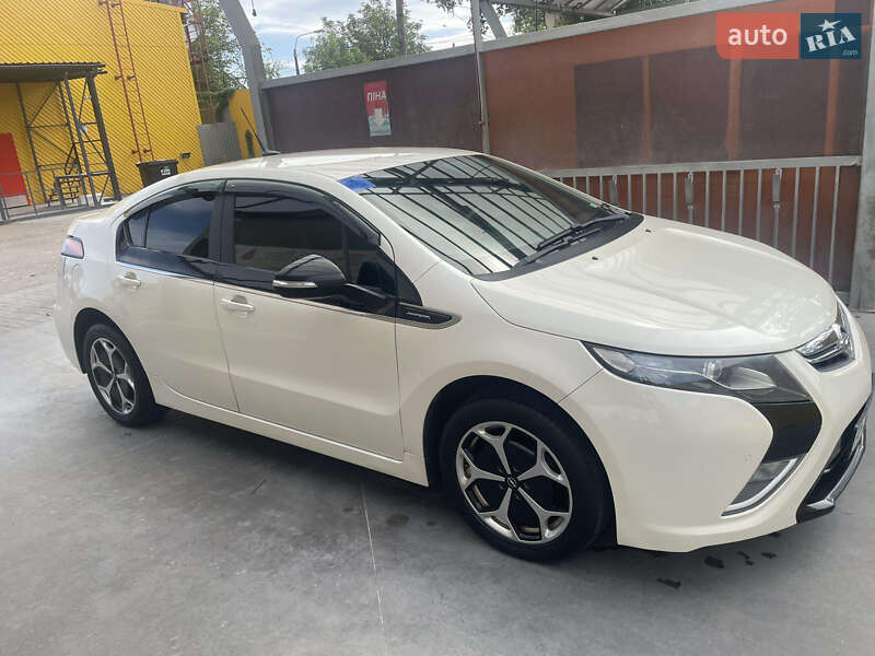 Хэтчбек Opel Ampera 2012 в Житомире
