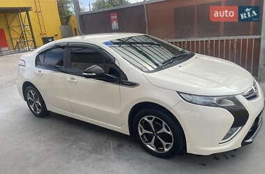 Хэтчбек Opel Ampera 2012 в 