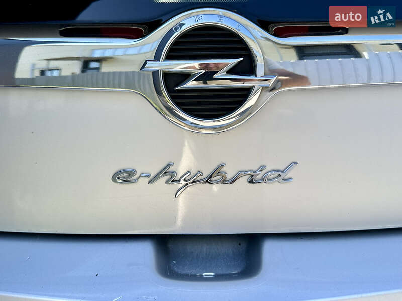 Хэтчбек Opel Ampera 2012 в Киеве фото 6 Хэтчбек Opel Ampera 2012 в Киеве