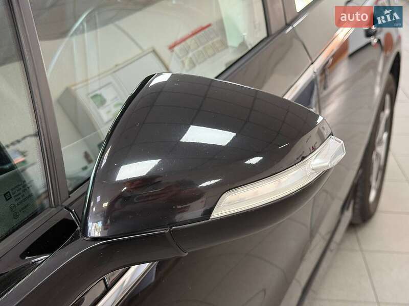Хэтчбек Opel Ampera 2012 в Киеве