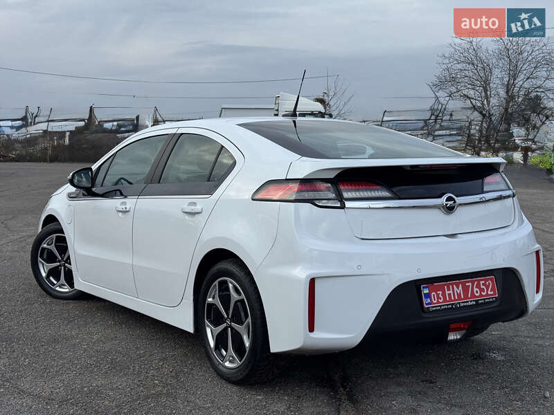 Хэтчбек Opel Ampera 2012 в Белой Церкви