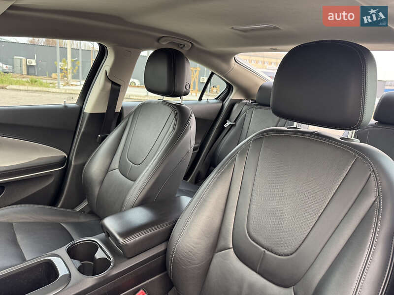 Хэтчбек Opel Ampera 2012 в Белой Церкви