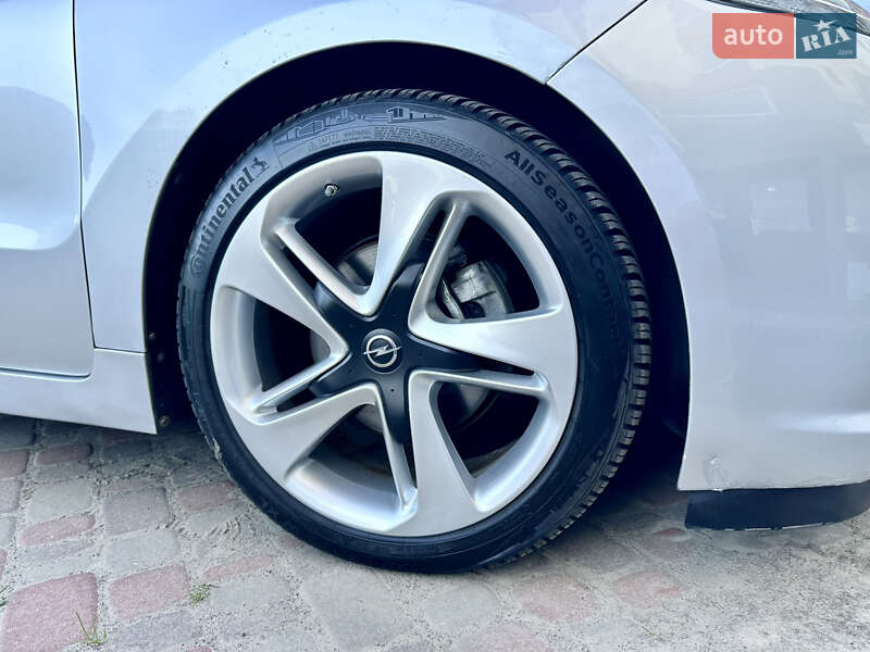 Хэтчбек Opel Ampera 2012 в Киеве фото 28 Хэтчбек Opel Ampera 2012 в Киеве