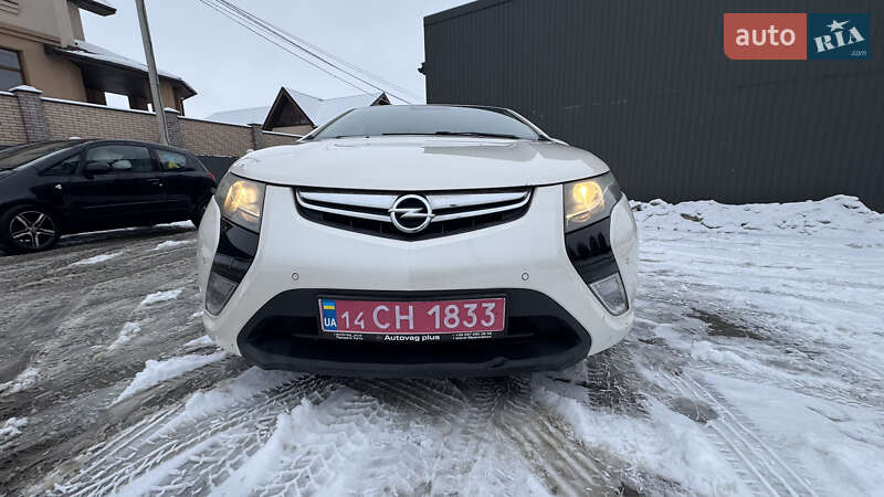 Хетчбек Opel Ampera 2011 в Івано-Франківську