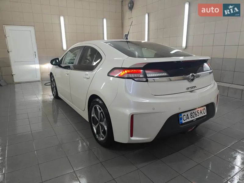 Opel Ampera