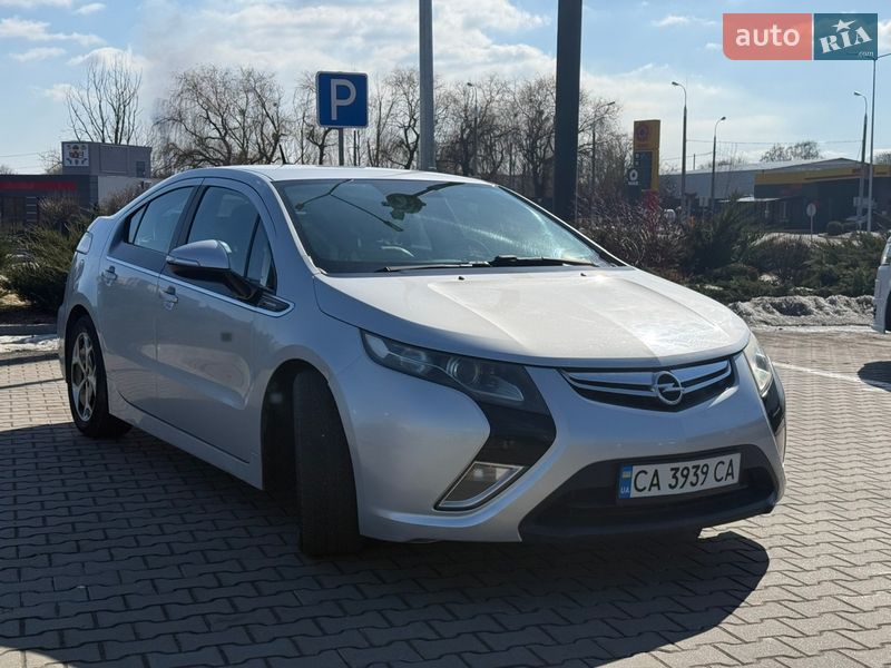 Хэтчбек Opel Ampera 2011 в Черкассах